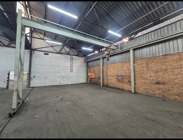 1,000M² WAREHOUSE TO LET IN BENONI SOUTH